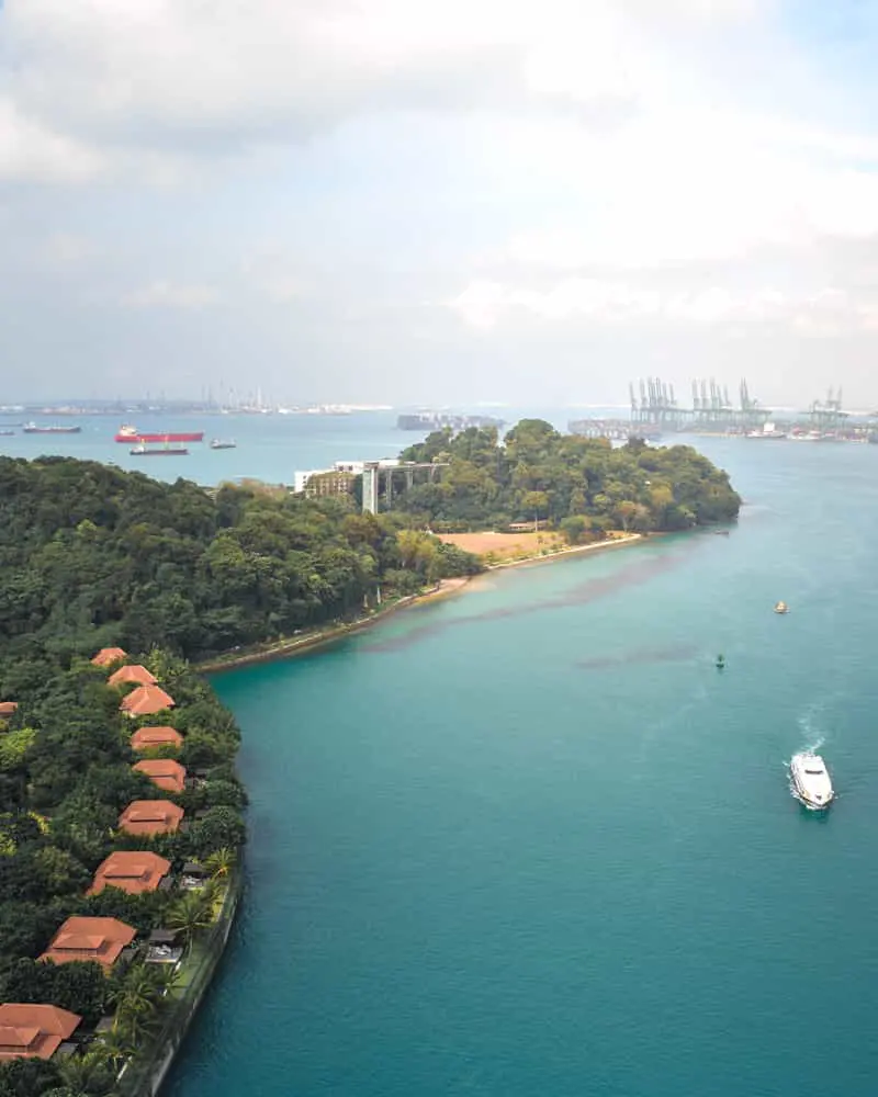 Dolphin Island - Attractions in Singapore - Resorts World Sentosa